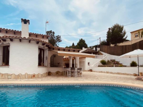 Villa Alhambra - Dale a tu familia las vacaciones y el descanso que se merecen